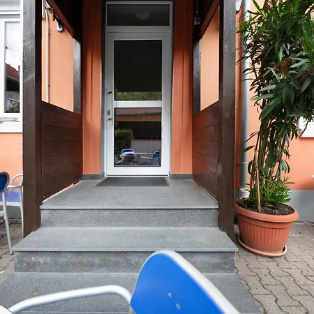 Zum Roemer Holiday home